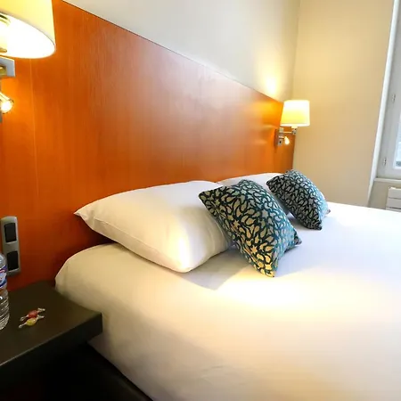 Hotel De La Gare 3*